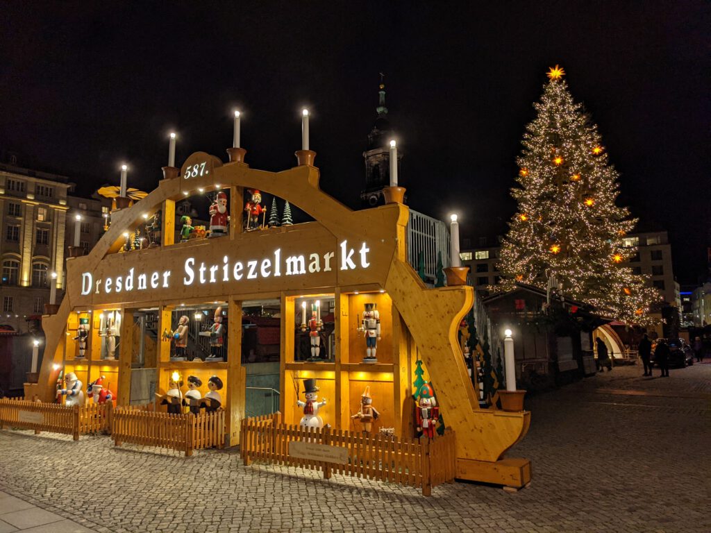 587. Dresdner Striezelmarkt (Schwippbogen)